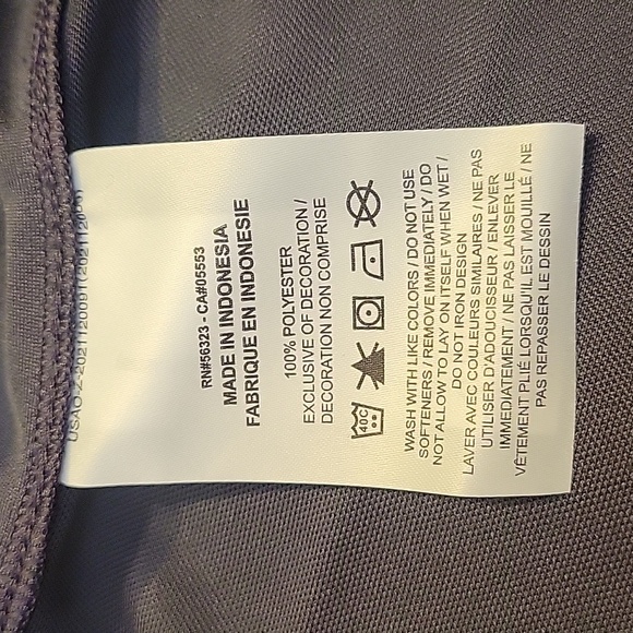 NWT Nike Racing Louisville FC Women's V-Neck Soccer Jersey Size Medium - Picture 14 of 16